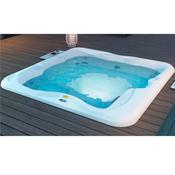 Jacuzzi® Lodge™ L - 6 Person Hot Tub with 1 Lounger - Image 2